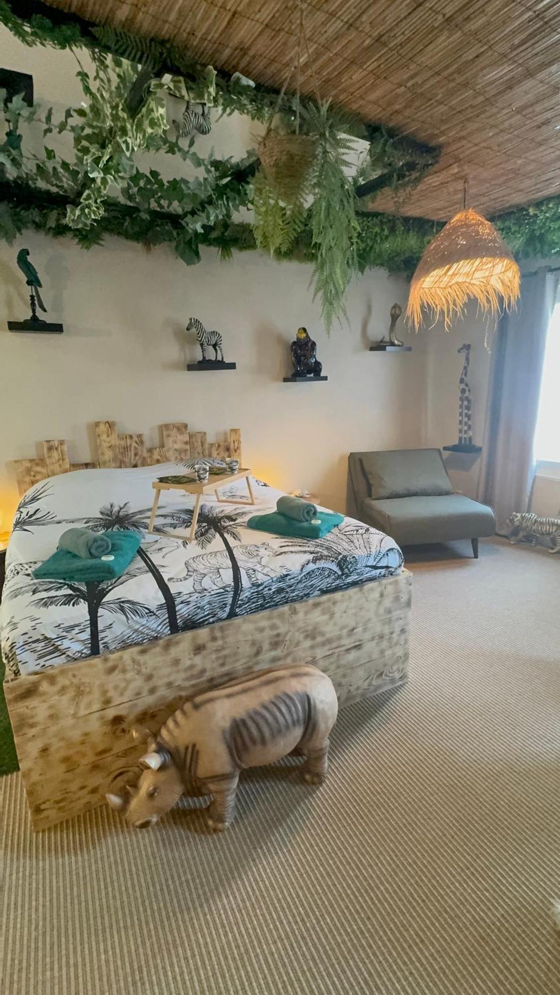La Jungle De Sissy Bed and Breakfast Saintes-Maries-de-la-Mer Buitenkant foto